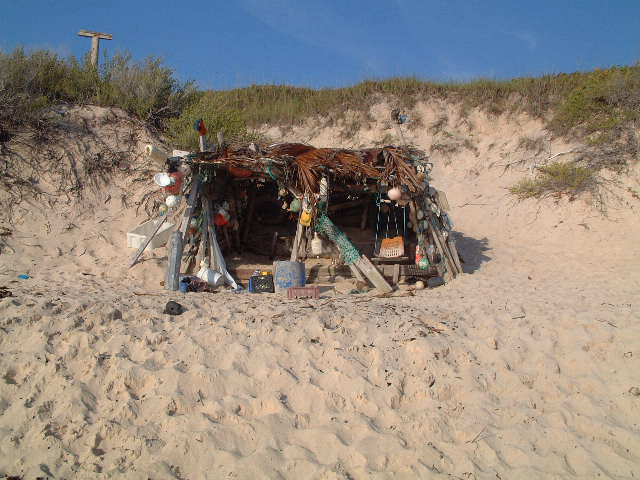 Surfer's Beach - Shack - overnight able in the winter - no seums
